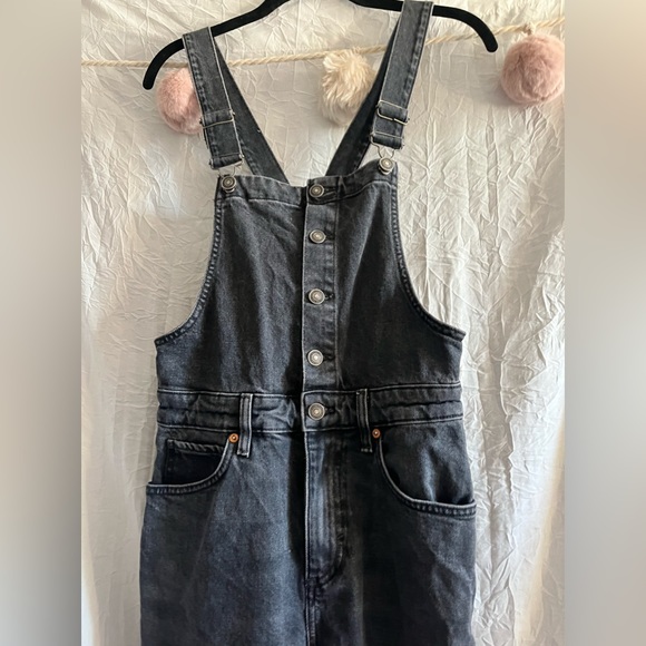 Free People | Black Denim Cut-Off Overalls 🌵27 - Picture 6 of 7